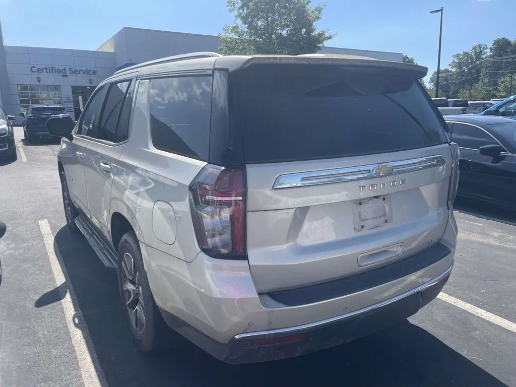 Used 2022 EMPIRE BEIGE METALLIC Chevrolet LT image 4