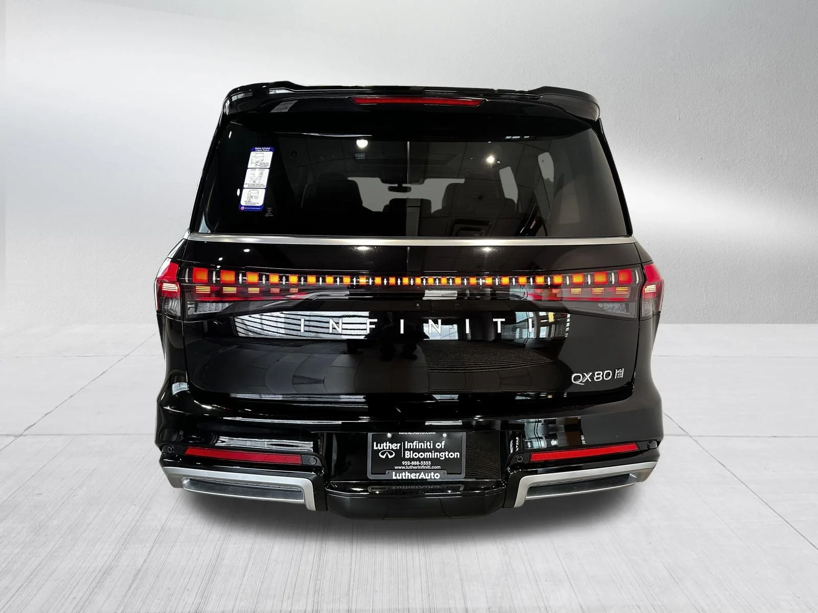 New 2026 BLACK OBSIDIAN INFINITI Luxe 4WD image 8