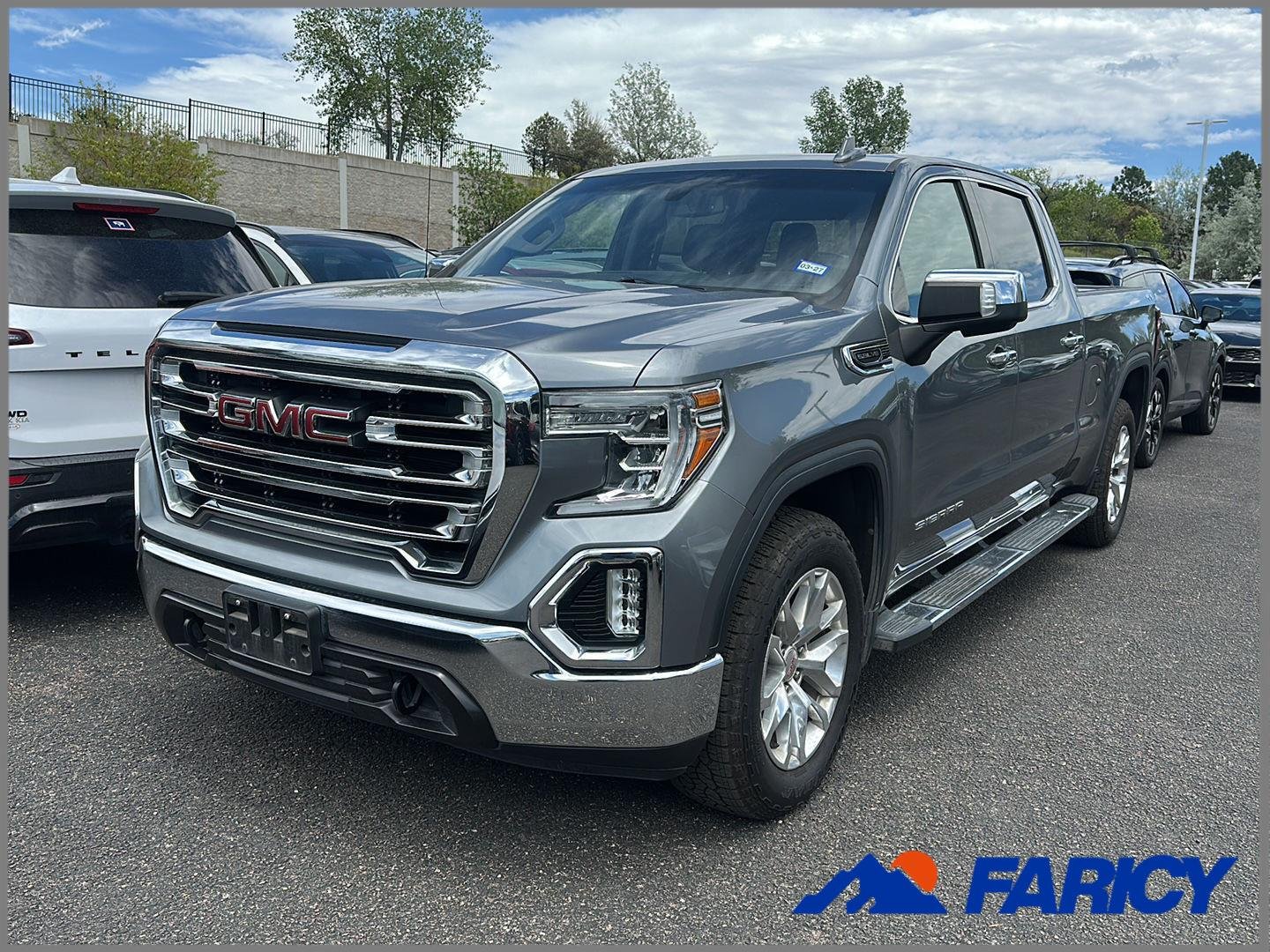 2021 GMC Sierra 4WD Crew Cab Short Box SLT's photo