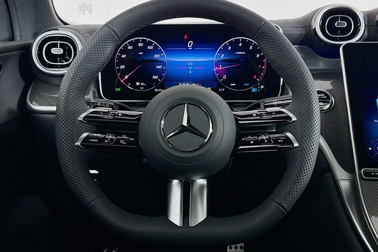 New 2026 Black Mercedes-Benz GLC 300 SUV image 18