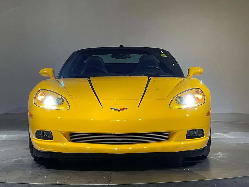 Used 2005 Millenium Yellow Chevrolet BASE image 13