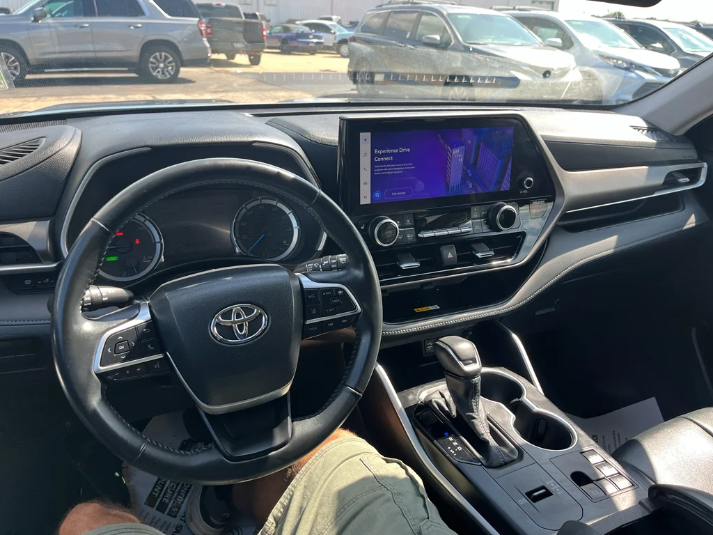 Certified Used 2024 Moon Dust Toyota Hybrid XLE image 29