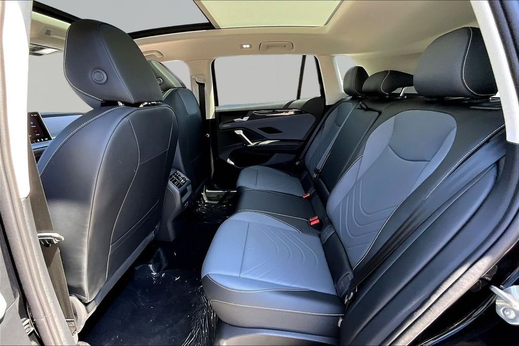 New 2026 Black Volkswagen 2.0T SE image 21
