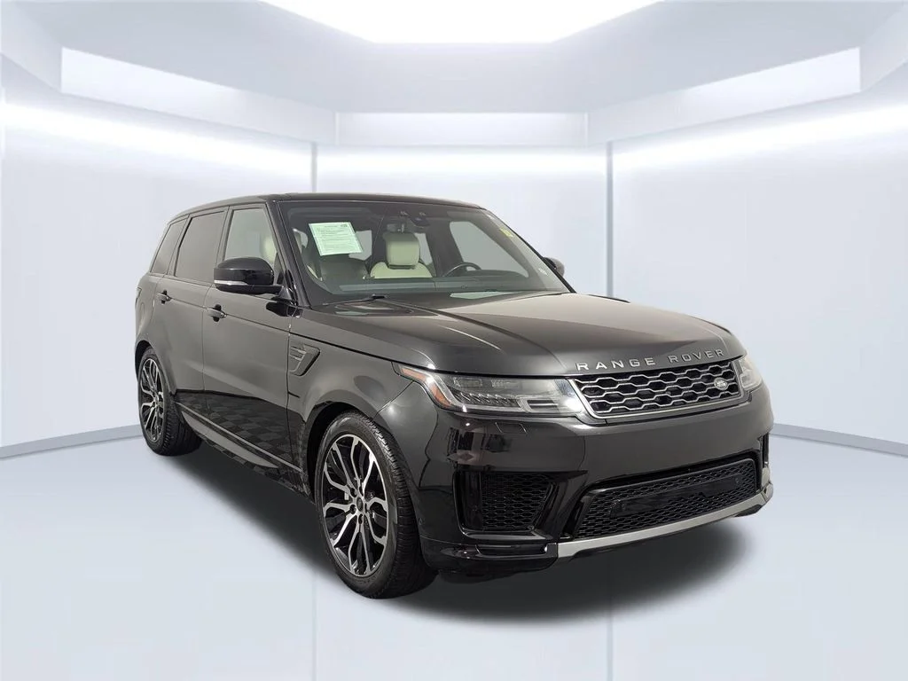 Used 2022 Black Land Rover HSE Silver Edition image 24