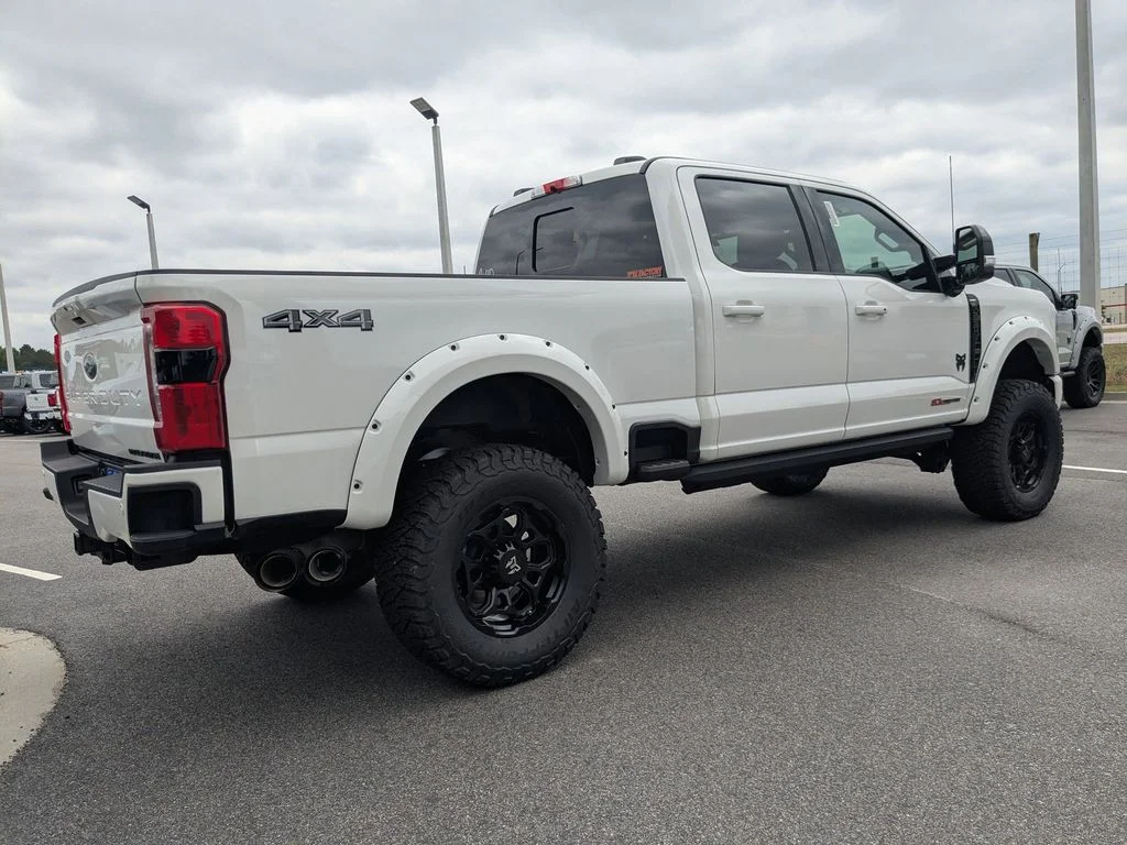 New 2026 Star White Metallic Tri-Coat Ford Lariat image 4