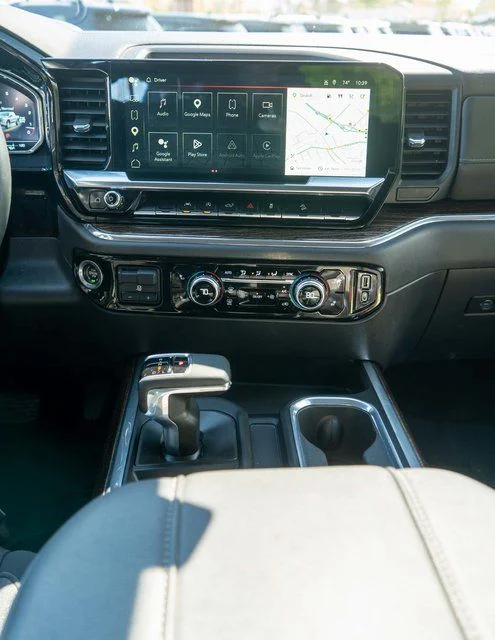 Used 2023 Blue GMC Elevation image 15