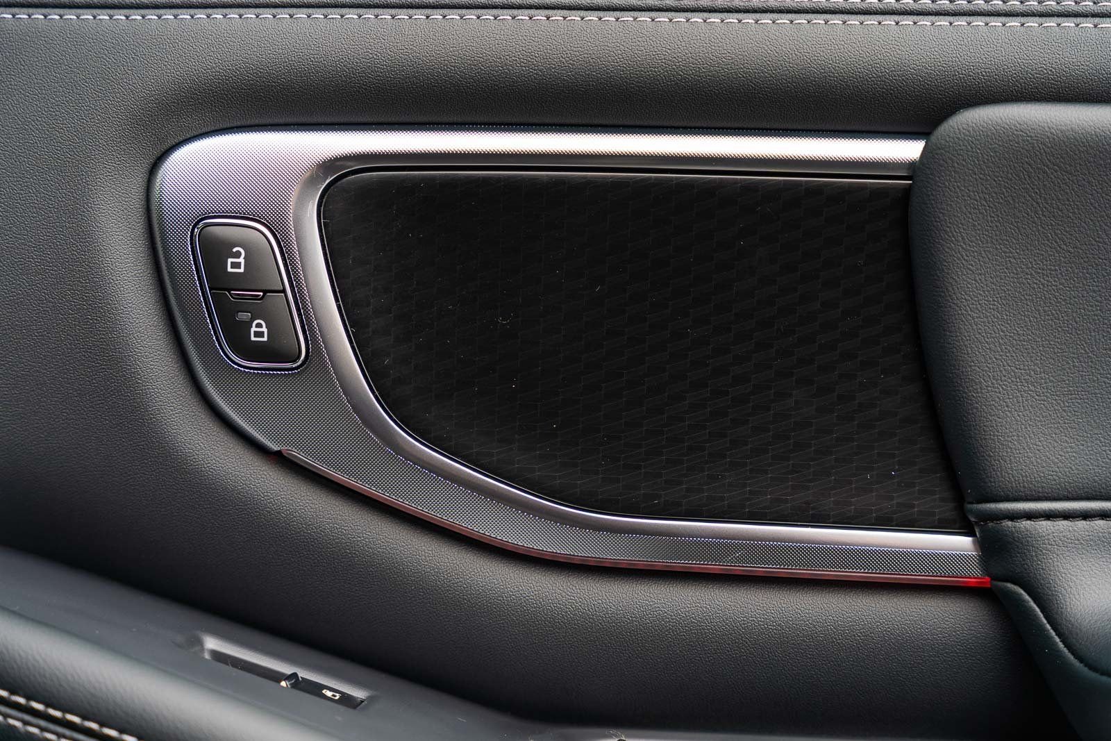 New 2026 Dark Matter Gray Metallic Ford MAX Platinum® image 17