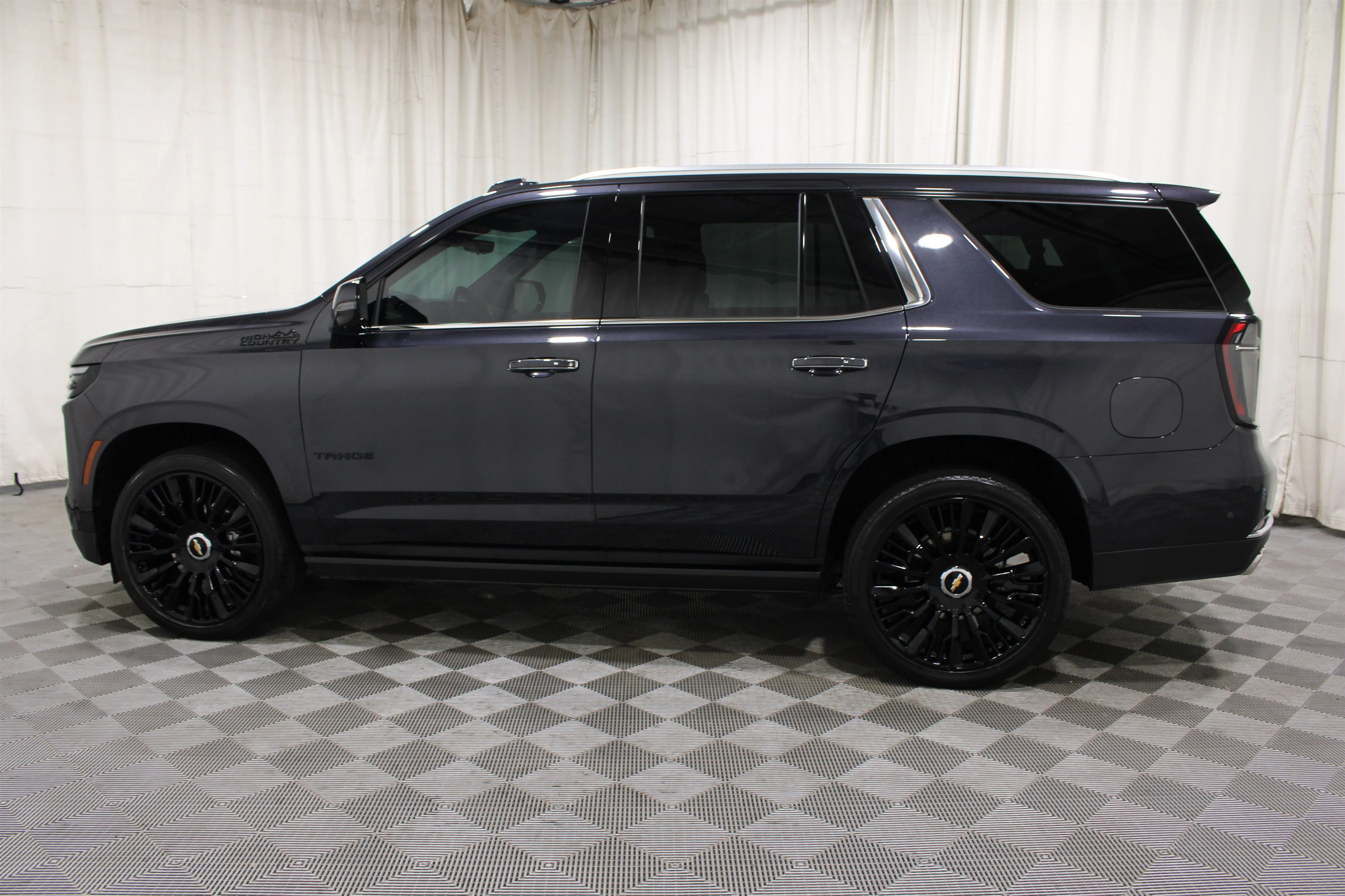 2025 Chevrolet Tahoe High Country - Photo 36