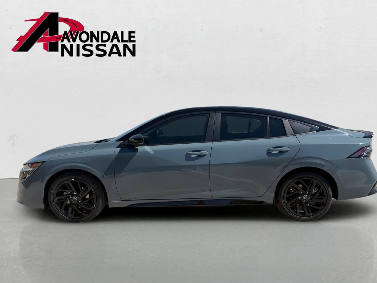 New 2027 Atlantic Gray Metallic/Super Black Nissan SR image 4