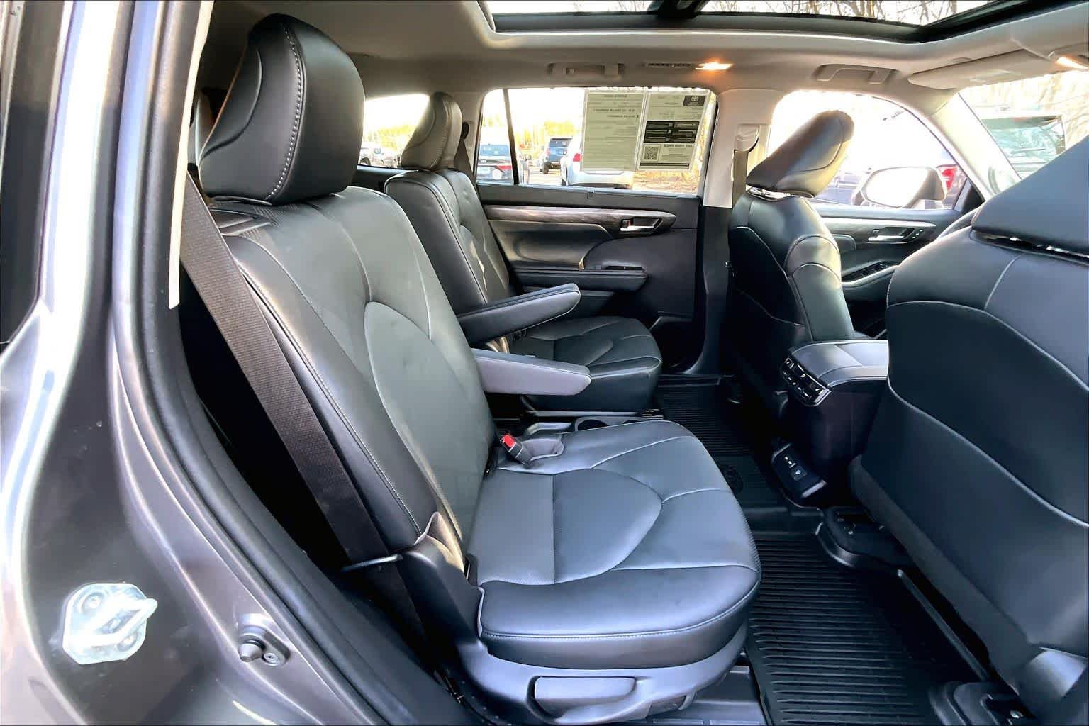 2023 Toyota Highlander Platinum - Photo 19