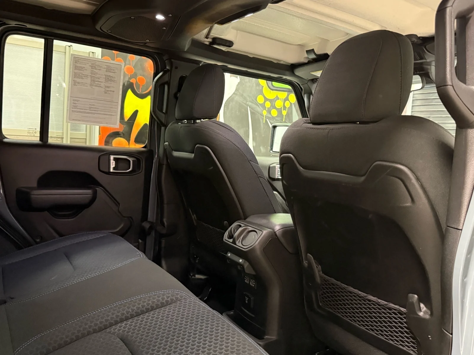 Used 2024 Anvil Clear Coat (pds) Jeep Rubicon 4xe image 28