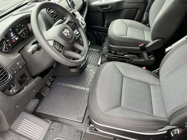New 2026 Granite Crystal Metallic Clearcoat RAM High Roof image 19