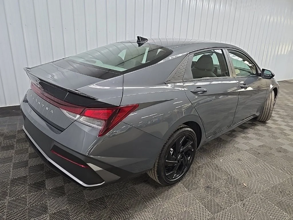 New 2026 Gray Hyundai SEL Sport image 10