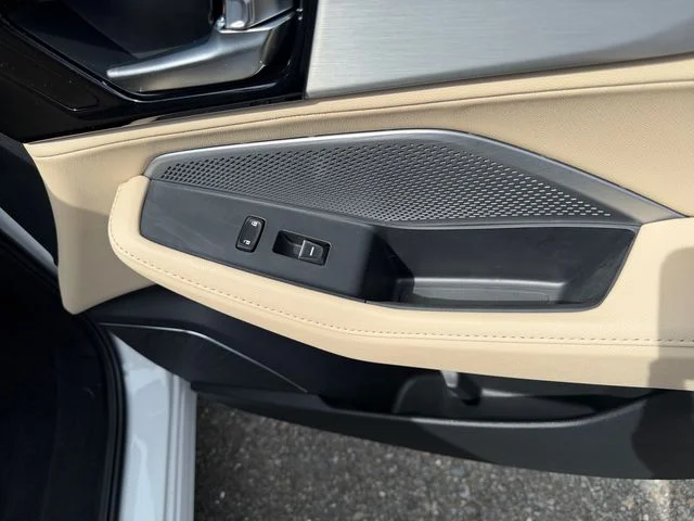New 2026 Platinum White Pearl Acura  image 32