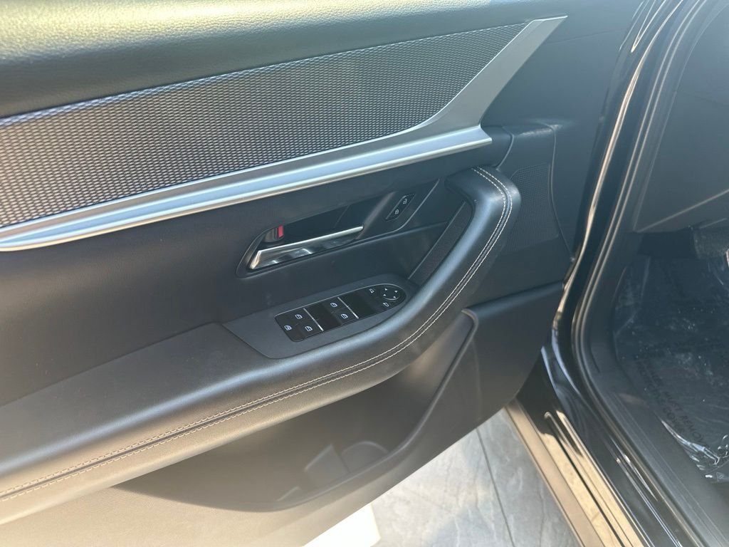 2025 Mazda CX-90 Preferred Package - Photo 10