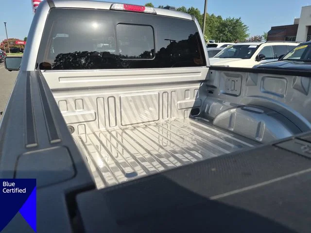 Used 2024 Silver Ford Lariat image 32