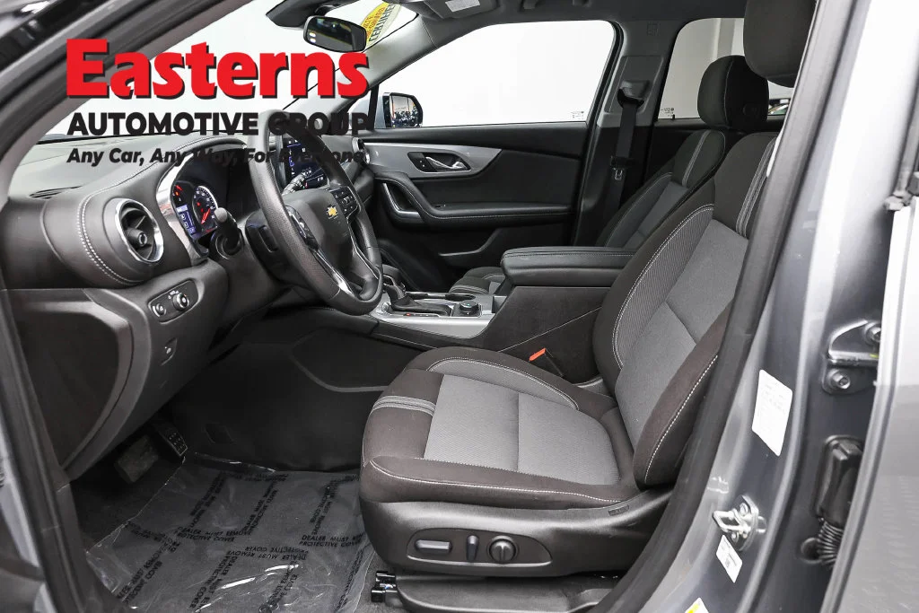Used 2025 Gray Chevrolet LT image 14
