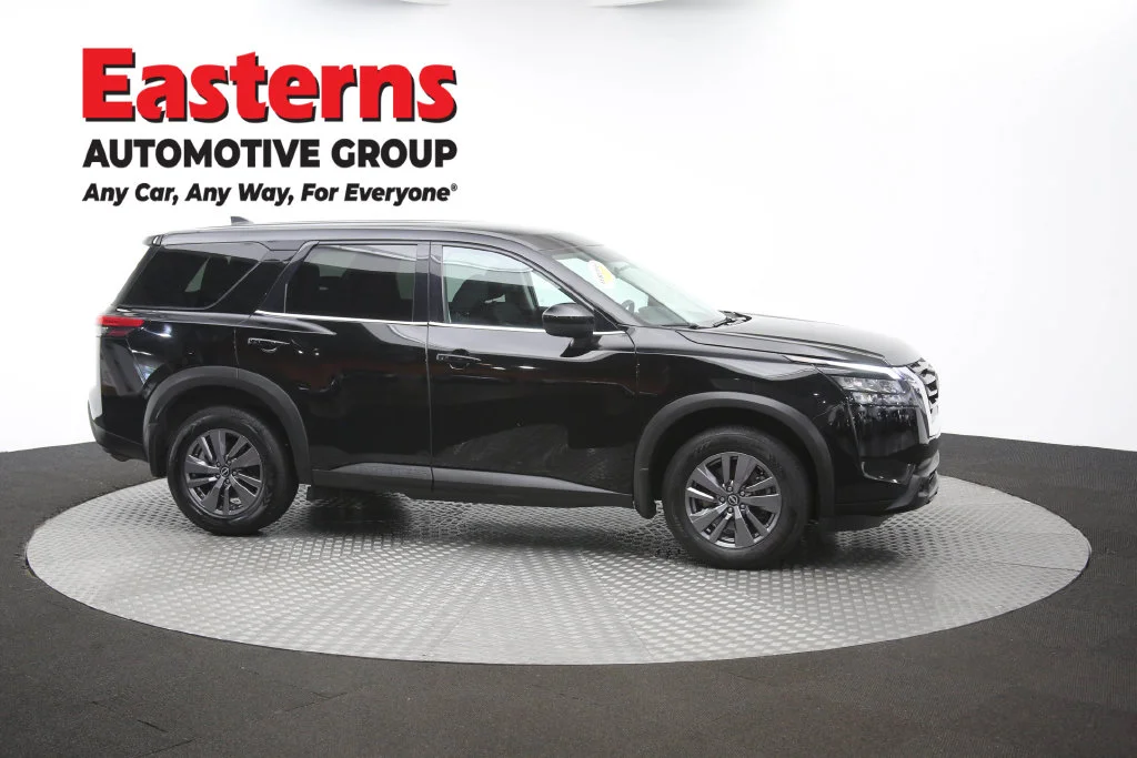 Used 2023 Black Nissan S image 48