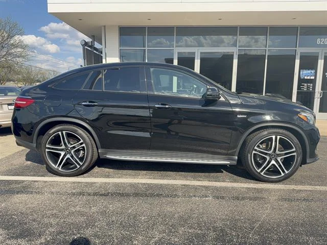 Used 2019 Black Mercedes-Benz AMG® GLE 43 image 2