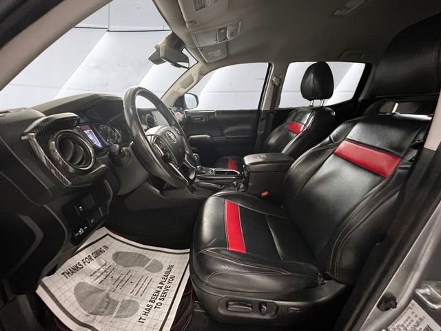 Used 2021 Silver Toyota SR5 image 7