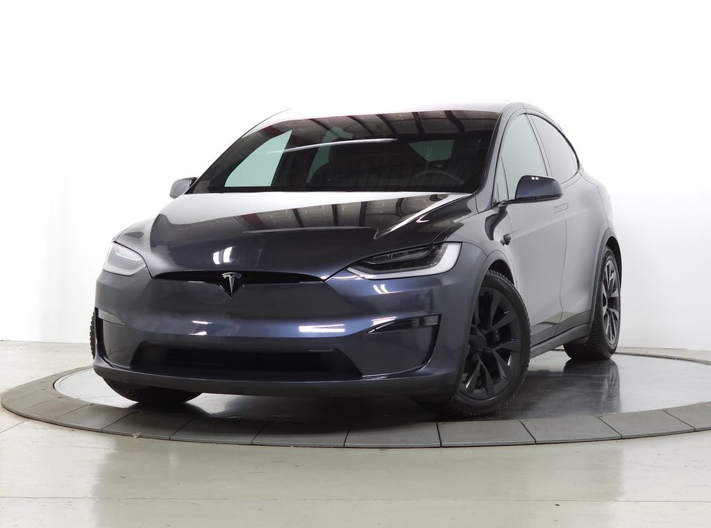 2023 Tesla Model X Long Range's photo