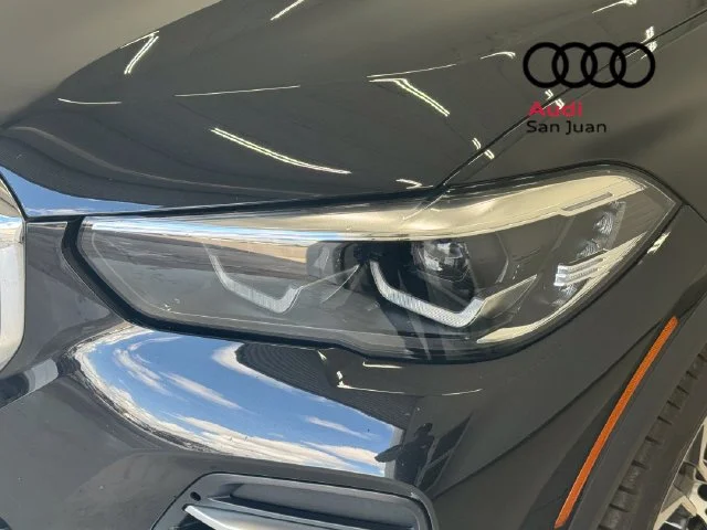 Used 2023 Black BMW sDrive40i image 4