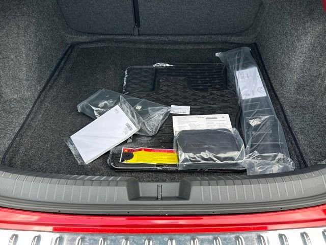 New 2026 Kings Red Metallic Volkswagen 1.5T SE image 17