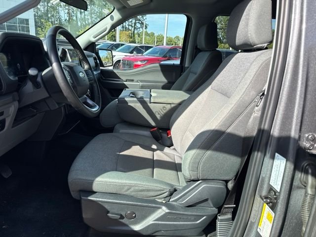 Used 2025 Gray Ford XLT image 19