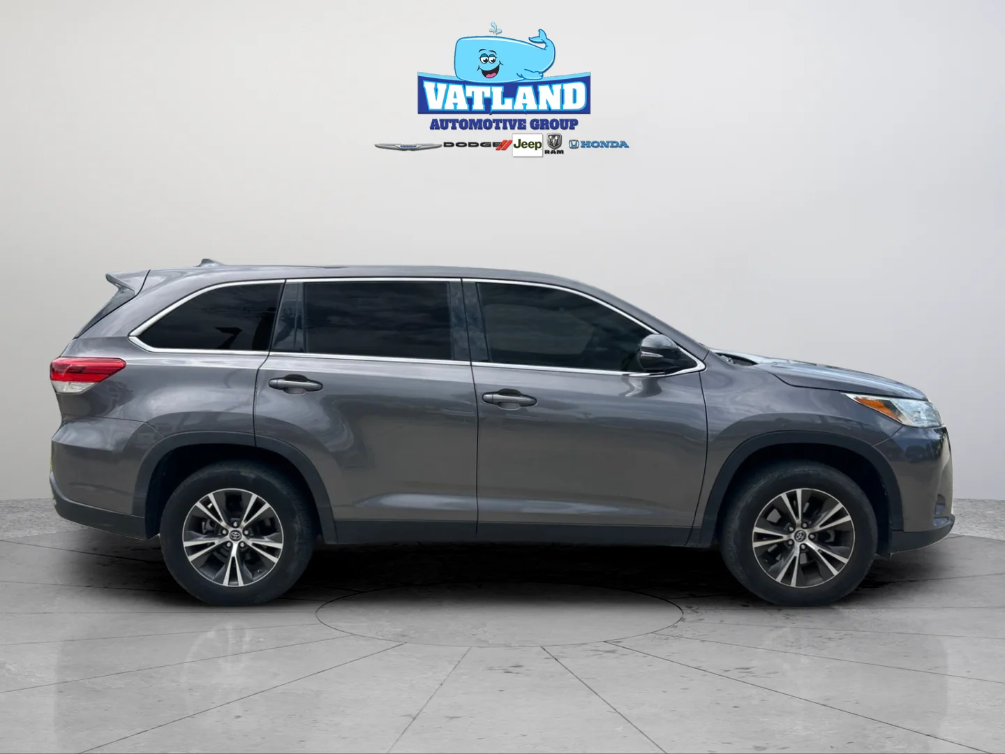 Used 2019 Predawn Gray Mica Toyota LE Plus image 6