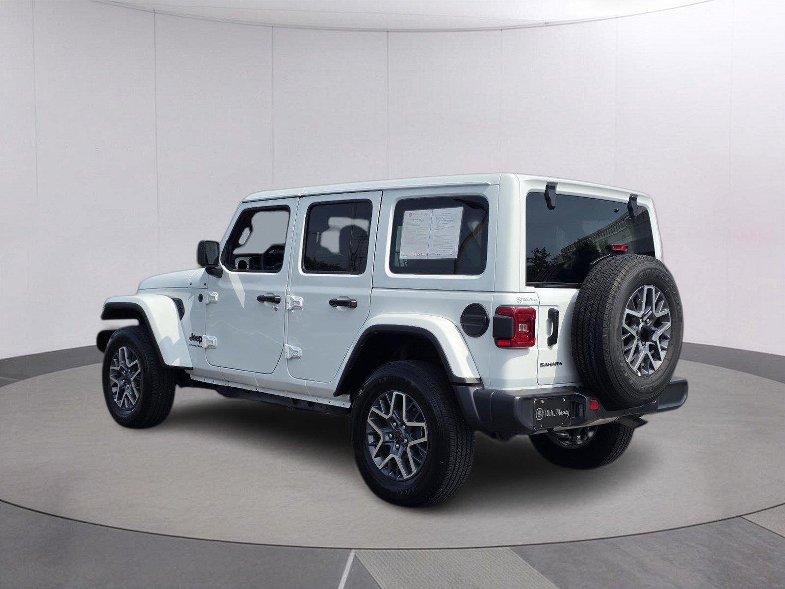 Used 2026 Bright White Clearcoat Jeep Sahara image 7