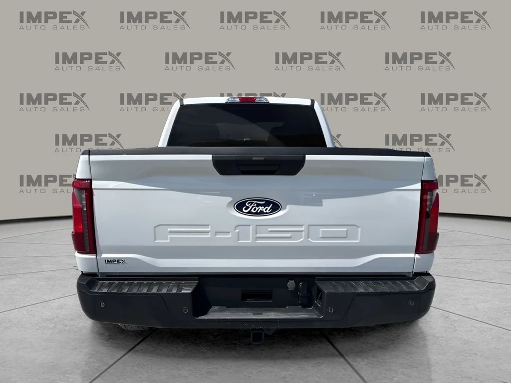 Used 2024 White Ford XL image 4