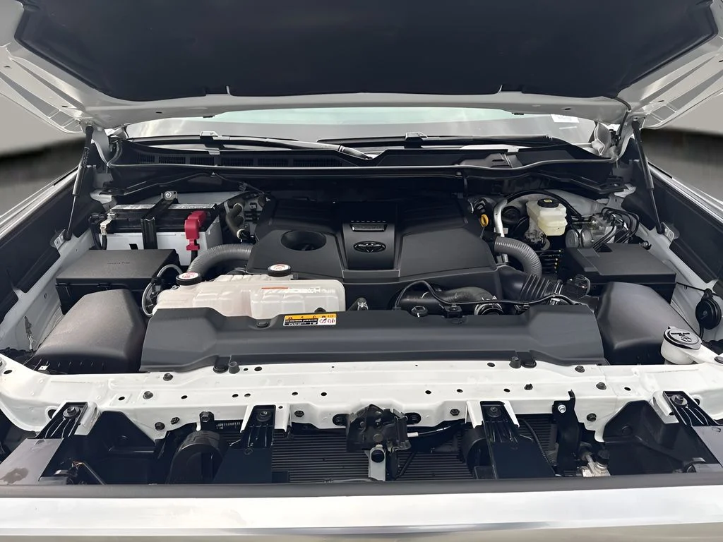 Used 2025 White Toyota Limited image 30