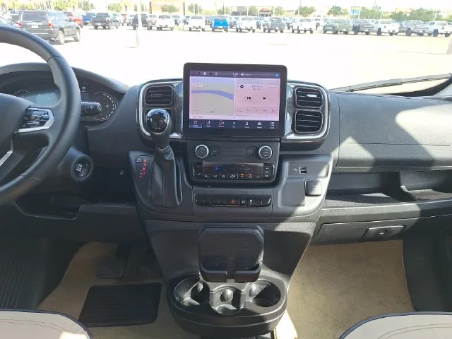 Used 2022 Silver Ram High Roof image 17