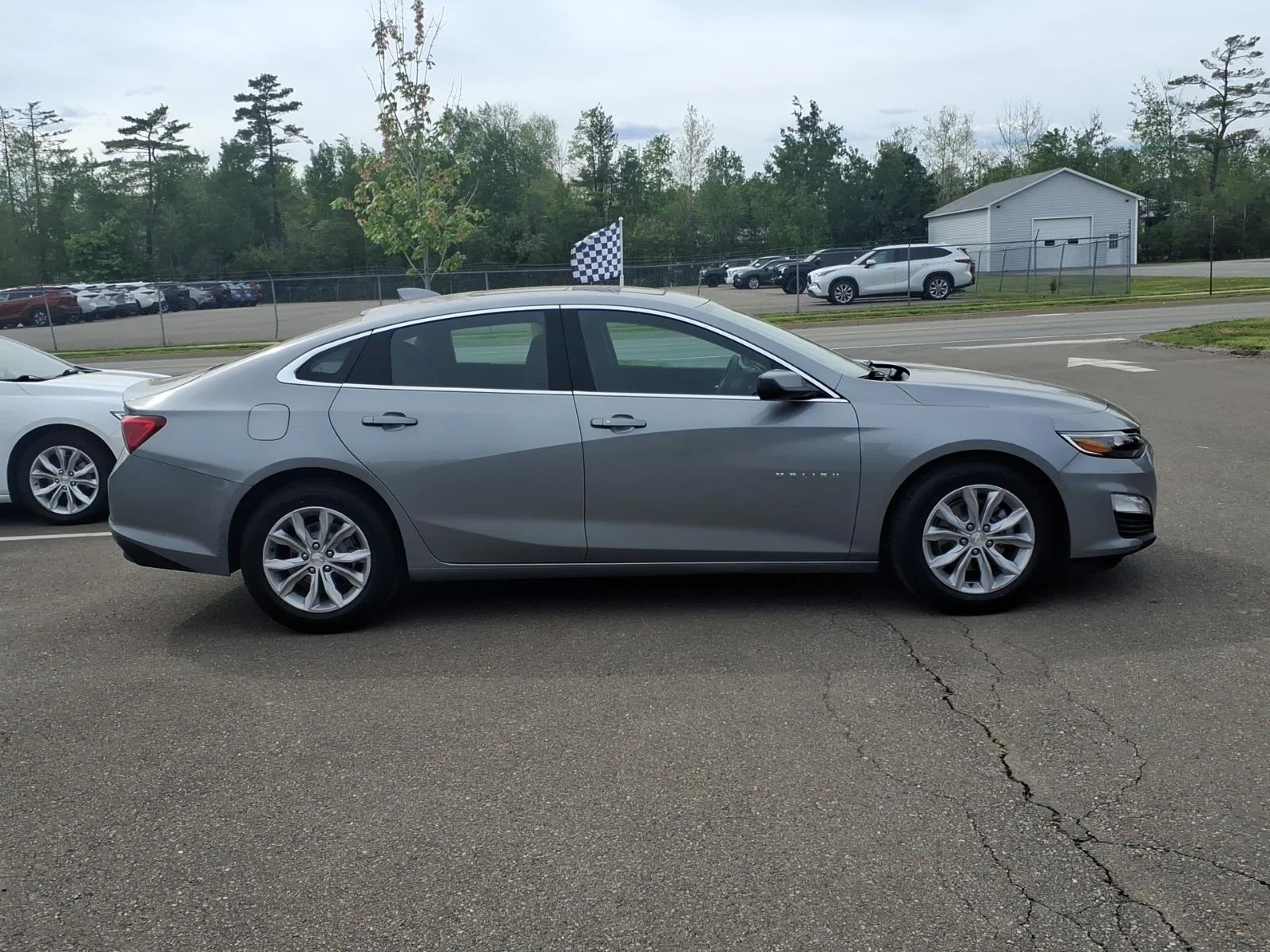 Used 2024 Sterling Gray Metallic Chevrolet LT image 4