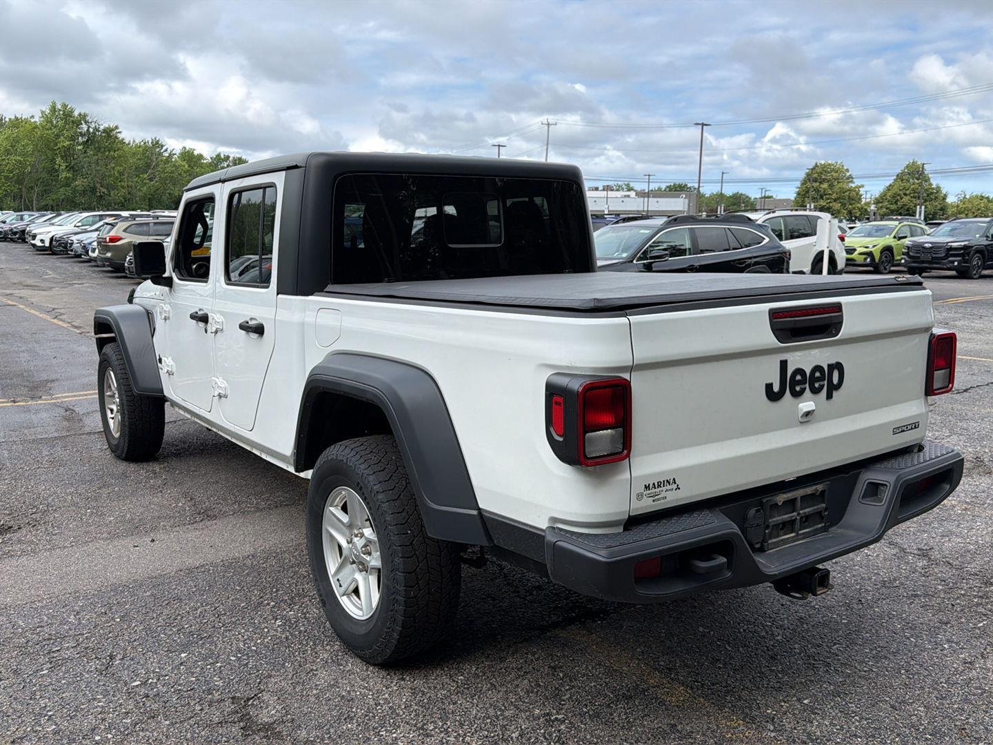 Used 2020 Bright White Clearcoat Jeep Sport S image 10