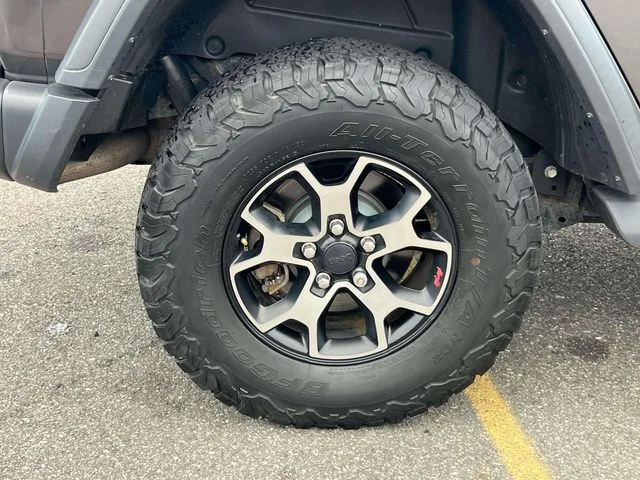 Used 2018 Gray Jeep Unlimited Rubicon image 11
