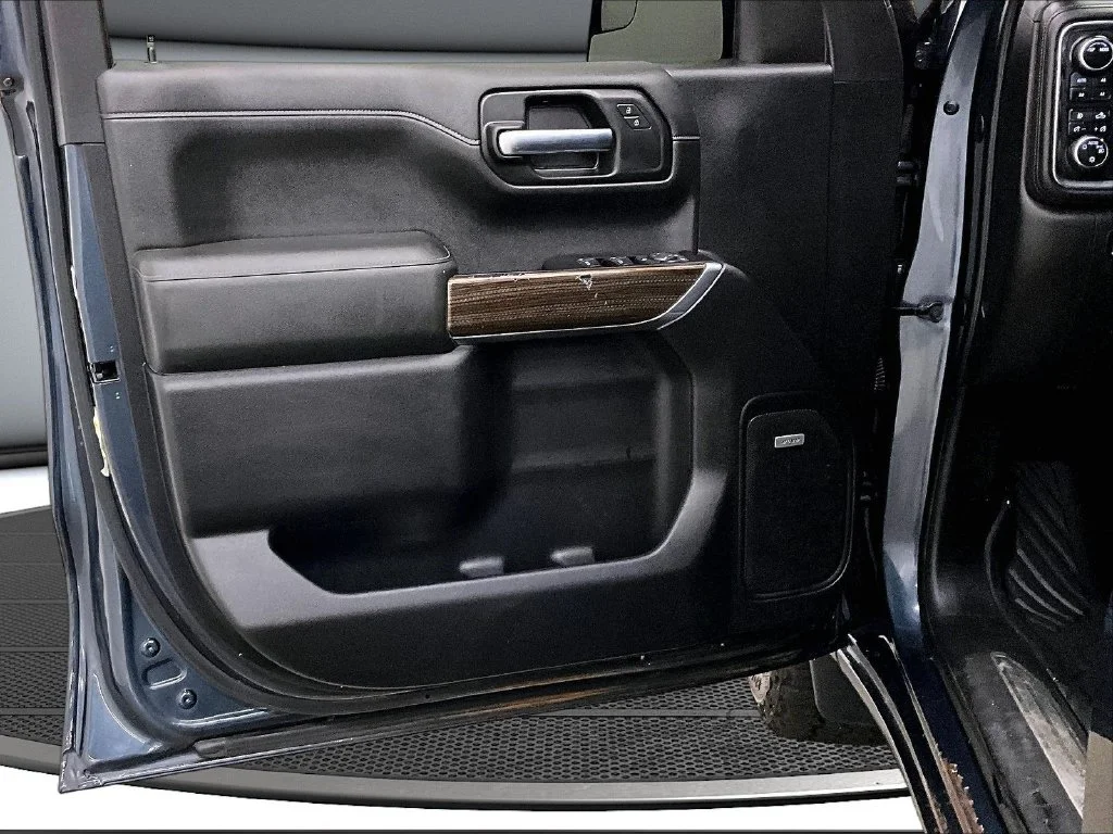 Used 2020 Gray Chevrolet LT Trail Boss image 21