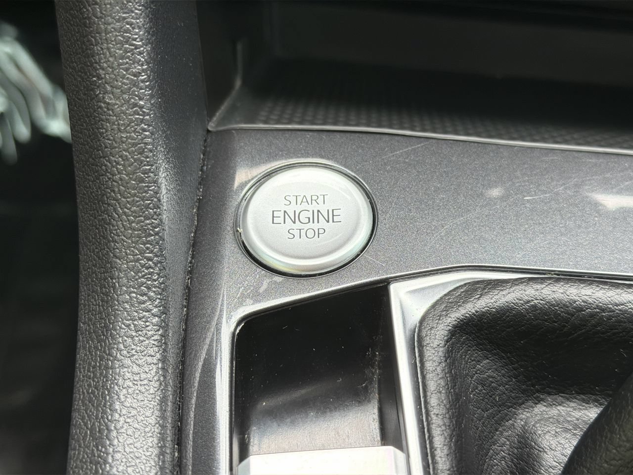 Used 2024 Platinum Gray Metallic Volkswagen Wolfsburg Edition image 31