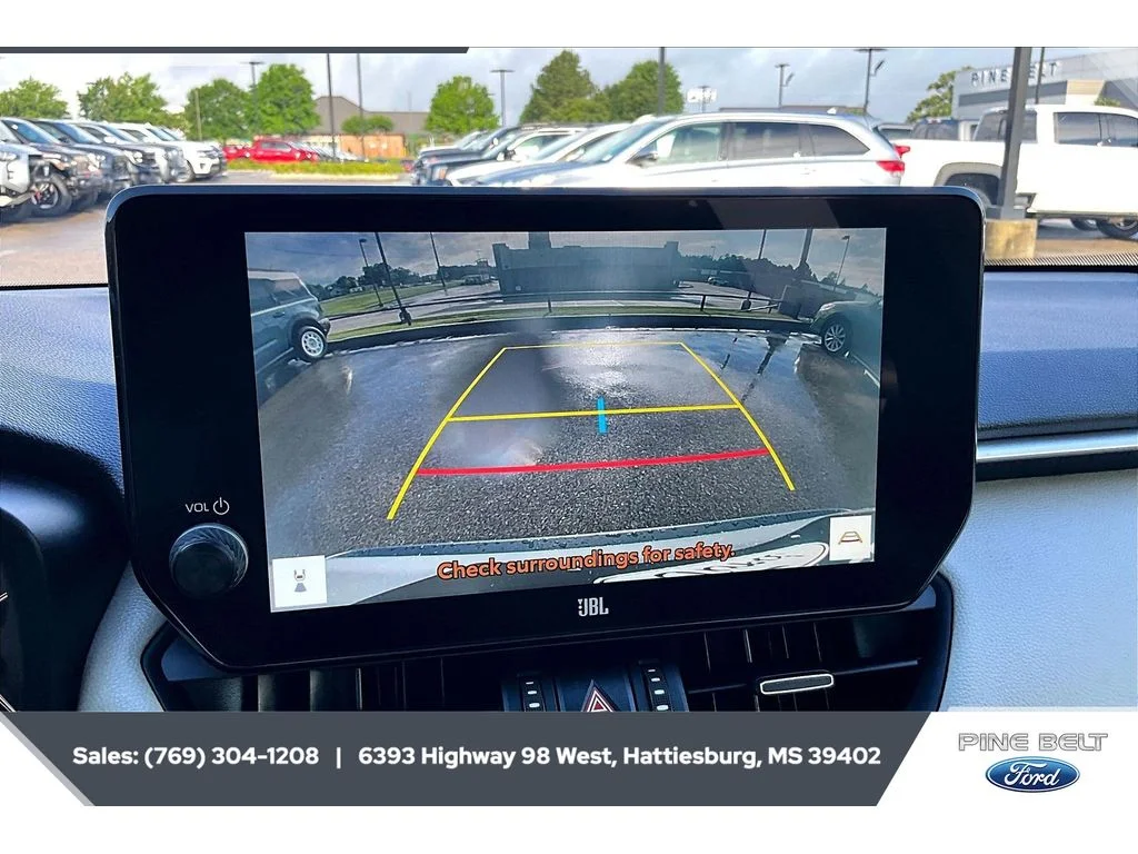 Used 2023 Silver Sky Metallic Toyota XLE Premium image 15