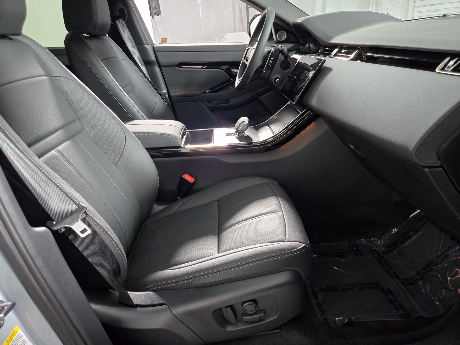 New 2026 Arroios Grey Land Rover Hoxton image 3