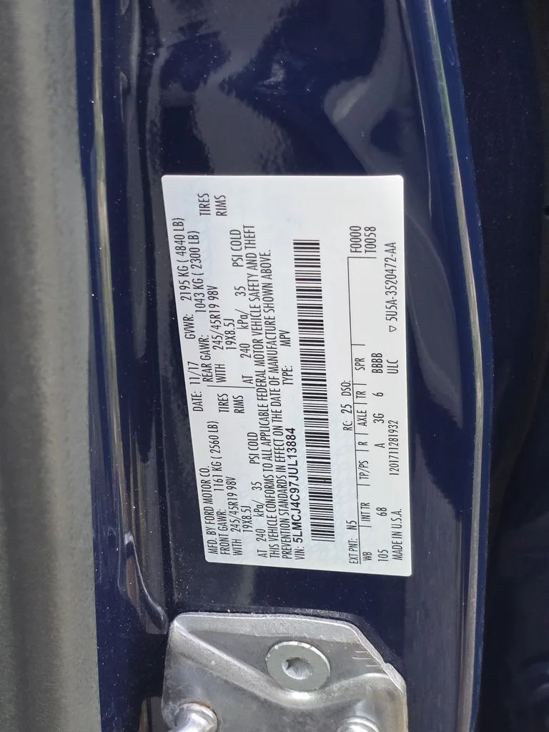 Used 2018 Blue Lincoln Black Label image 32