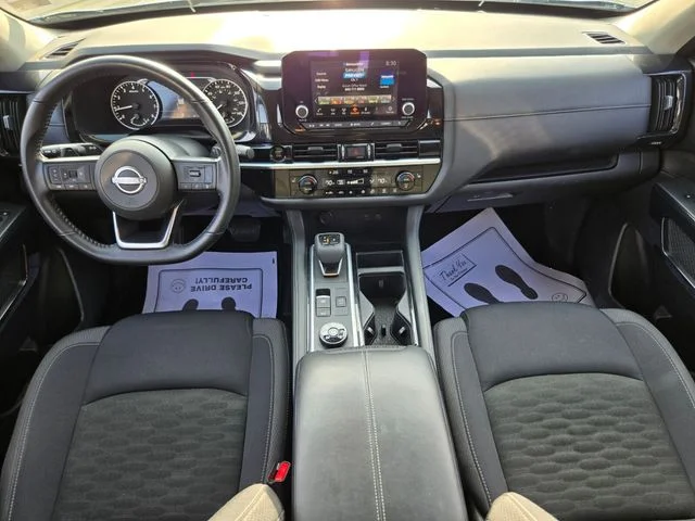Used 2025 Gray Nissan SV image 14