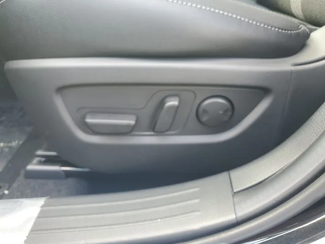 New 2026 Jet Black Mica Mazda 2.5 S Preferred AWD image 12