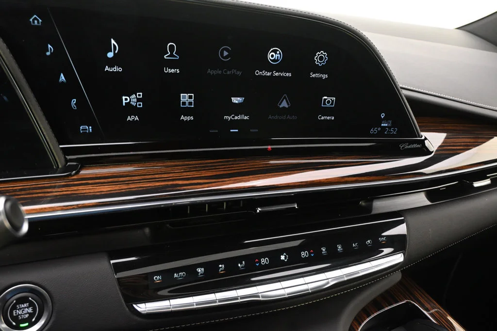 Used 2023 BLACK RAVEN Cadillac 4WD Premium Luxury image 29