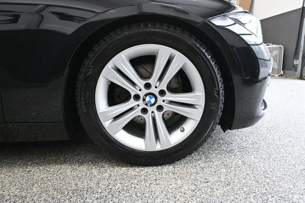 2018 BMW 3 Series 330i - Photo 15