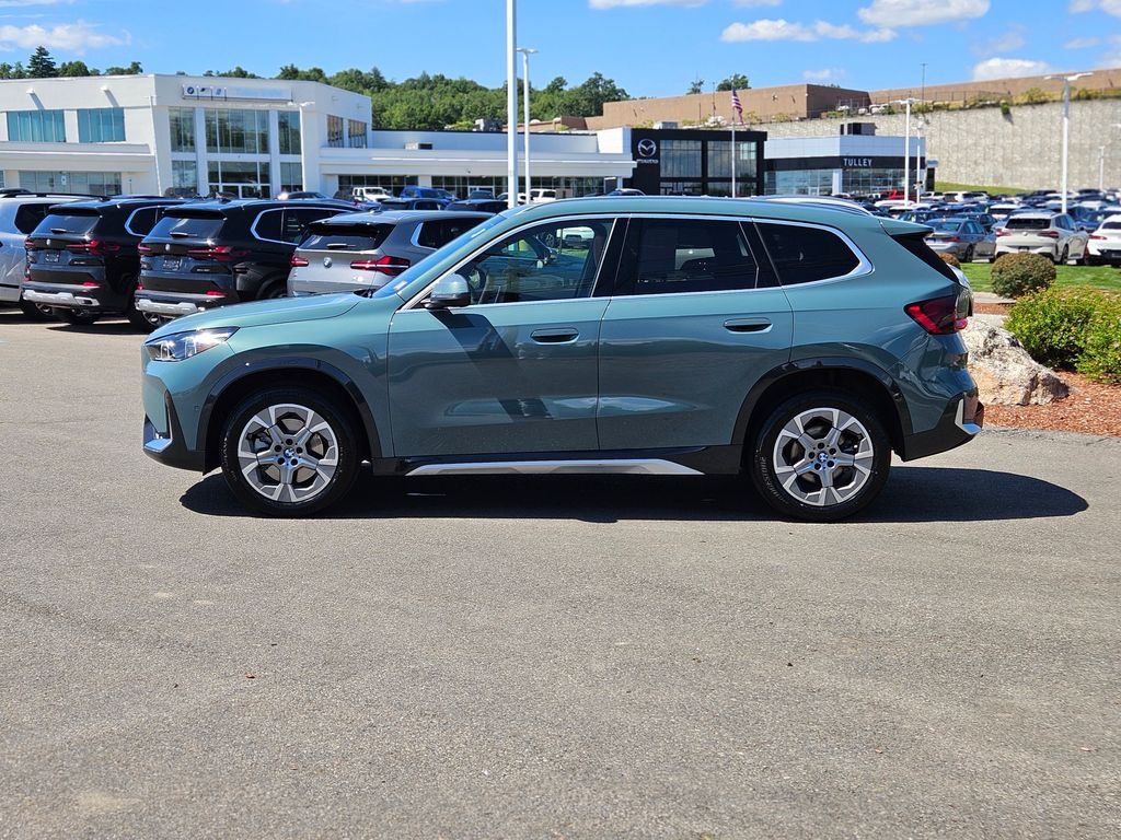 Certified Used 2026 Cape York Green Metallic BMW xDrive28i image 4