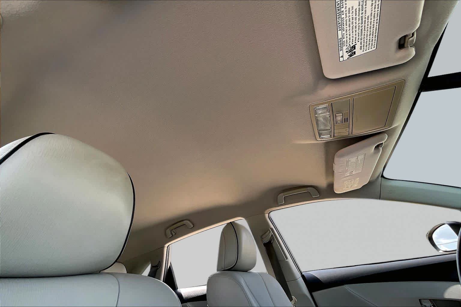 Used 2011 Black Toyota  image 13