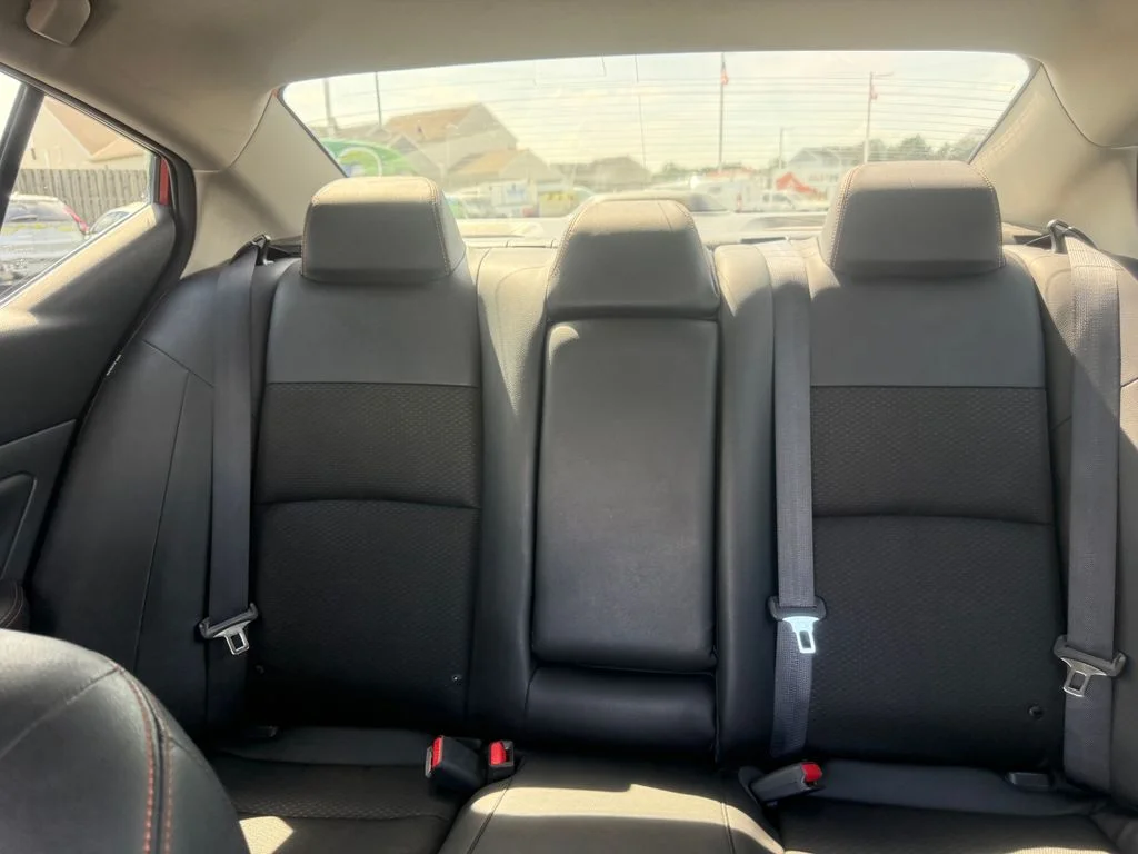 Used 2020 Red Nissan 2.5 SR image 34