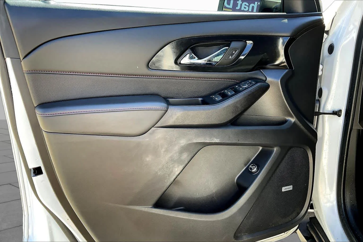 Used 2023 Iridescent Pearl Tricoat Chevrolet RS image 41