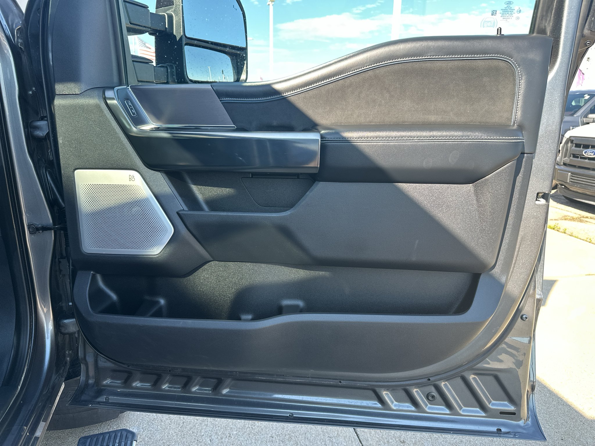 Used 2026 Glacier Gray Metallic Tri-Coat Ford Platinum image 37